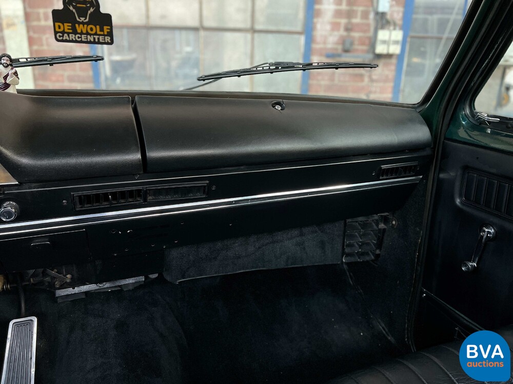 Ausweichen D200 5.9 182 PS 1974, 65-YD-23.