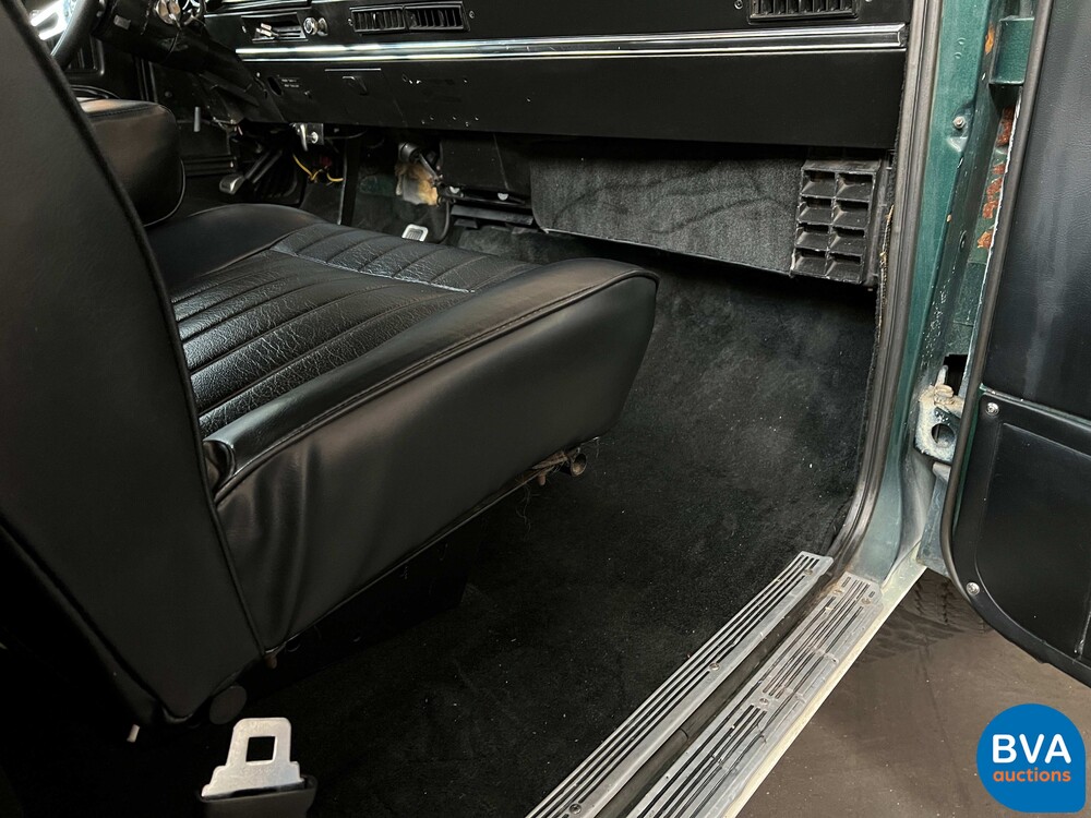 Ausweichen D200 5.9 182 PS 1974, 65-YD-23.