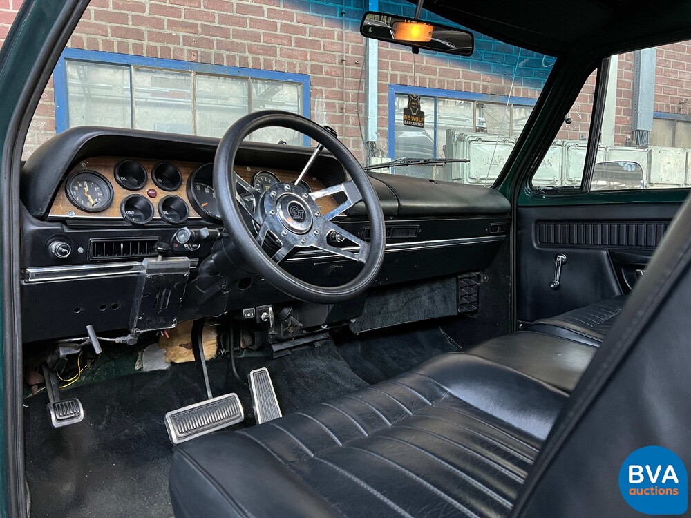 Ausweichen D200 5.9 182 PS 1974, 65-YD-23.