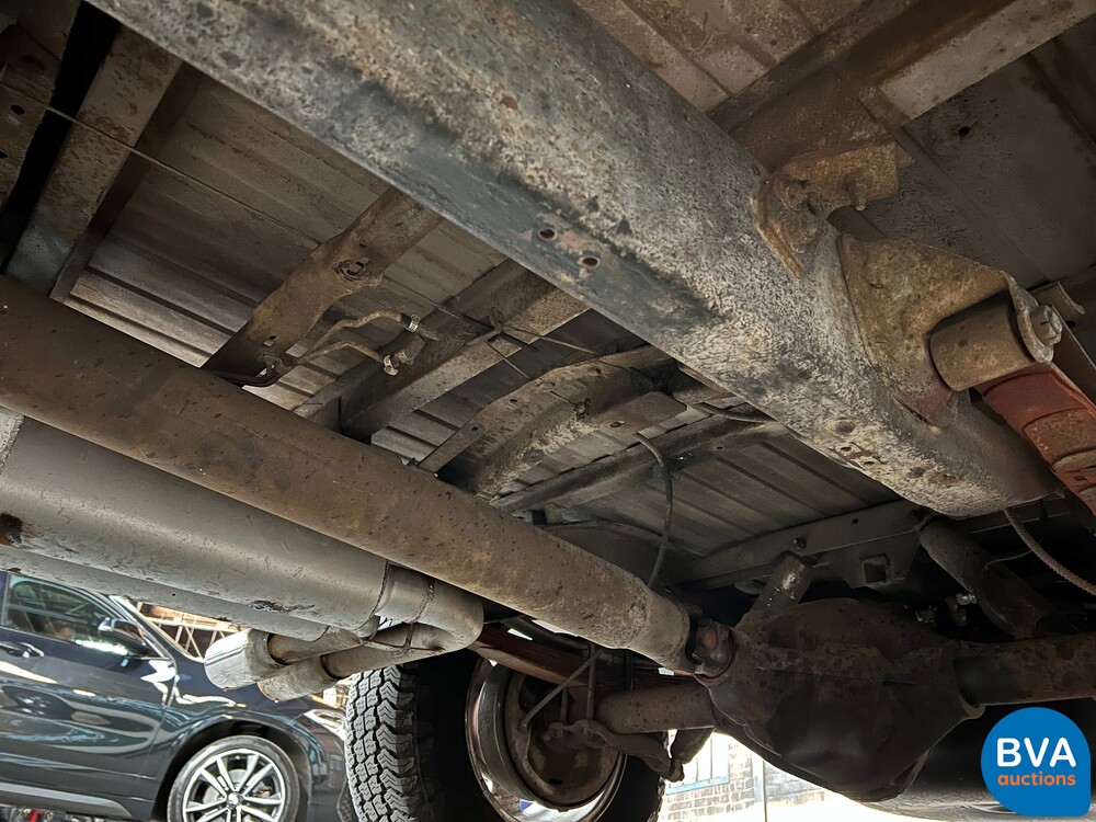 Ausweichen D200 5.9 182 PS 1974, 65-YD-23.