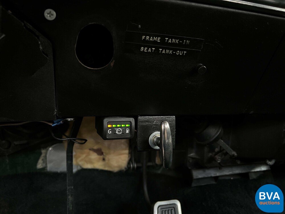 Ausweichen D200 5.9 182 PS 1974, 65-YD-23.