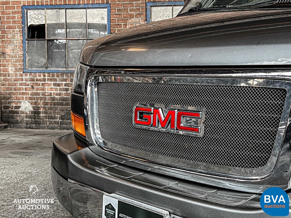 G.mr.c. Savana Camper Van 2008 GMC.