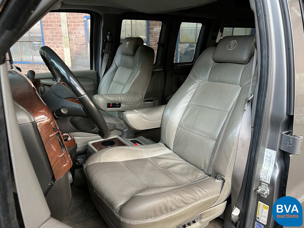 G.mr.c. Savana Camper Van 2008 GMC.