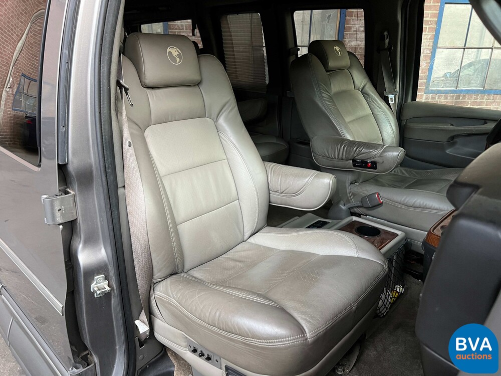 G.mr.c. Savana Camper Van 2008 GMC.