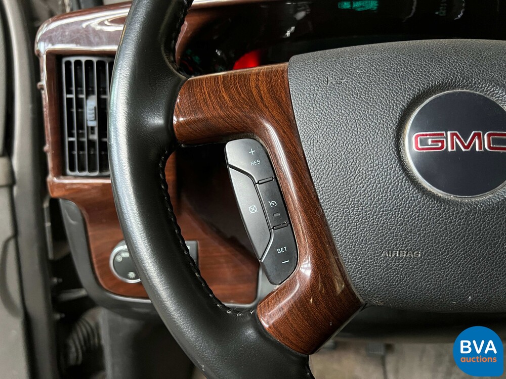 G.mr.c. Savana Camper Van 2008 GMC.