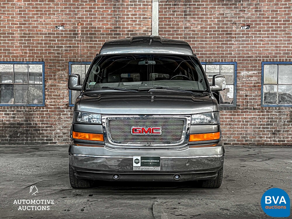 G.mr.c. Savana Camper Van 2008 GMC.