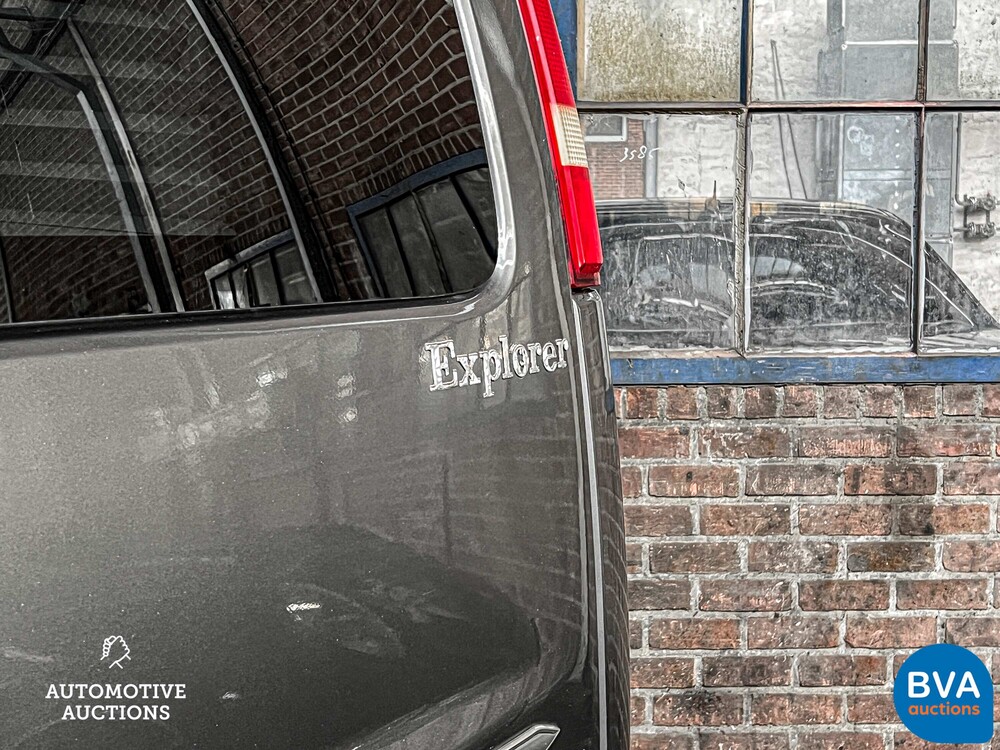 G.mr.c. Savana Camper Van 2008 GMC.