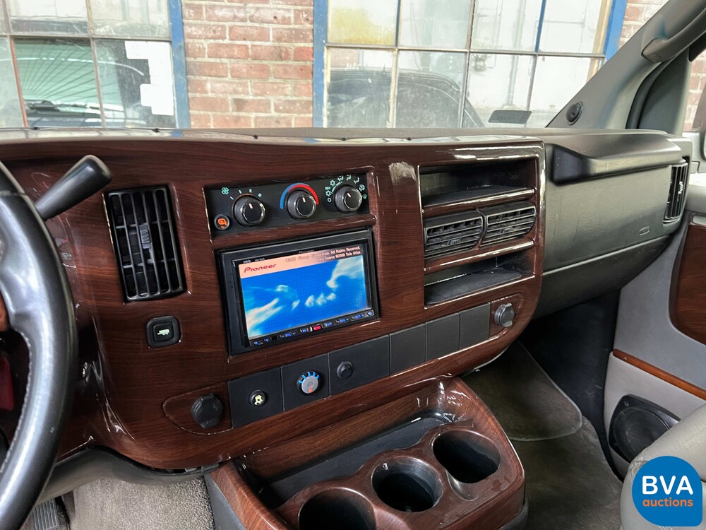 G.mr.c. Savana Camper Van 2008 GMC.