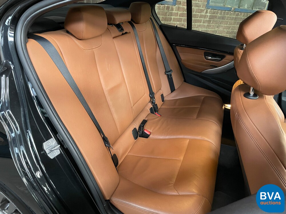 BMW 330e M Sport 2.0 eDrive 252hp 2016 3-Series -Org. NL-, JD-046 J.