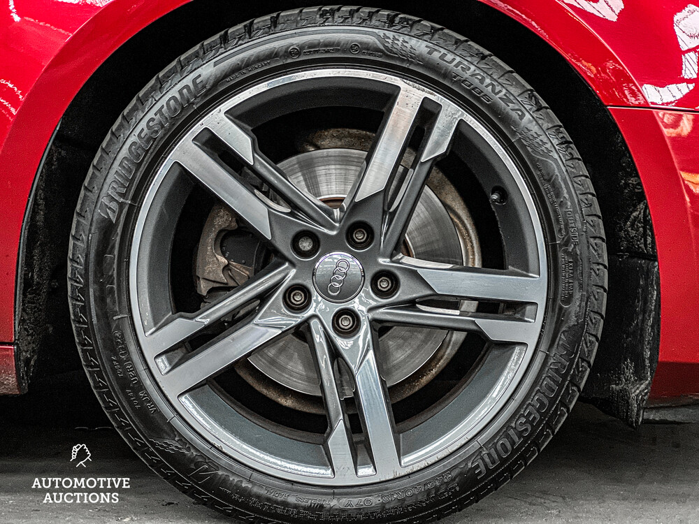 Audi A4 Avant 2.0 TDI S-Line 150pk 2017 -Org. NL-, NL-149-D