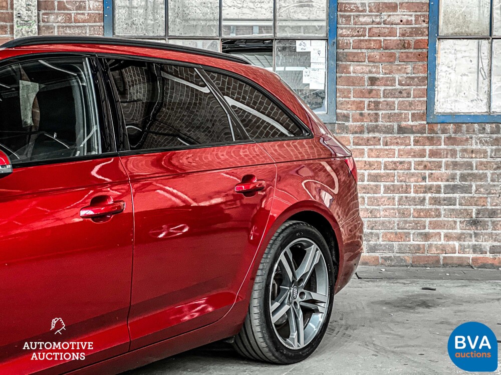 Audi A4 Avant 2.0 TDI S-Line 150pk 2017 -Org. NL-, NL-149-D