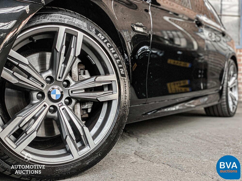 BMW 535d Touring High Executive FACELIFT 299pk 2010 5-Serie, J-061-BD