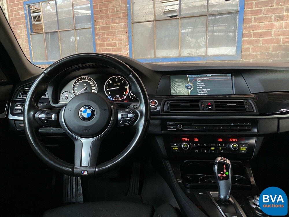 BMW 535d Touring High Executive FACELIFT 299pk 2010 5-Serie, J-061-BD