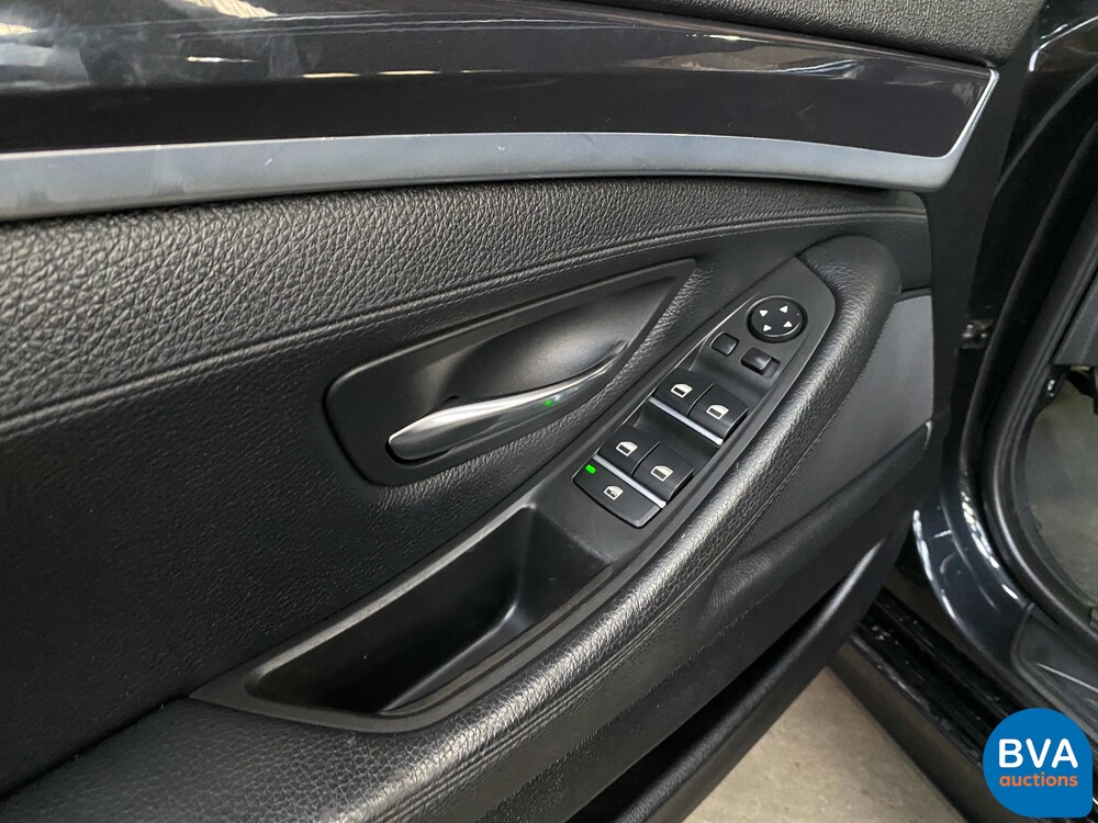 BMW 535d Touring High Executive FACELIFT 299pk 2010 5-Serie, J-061-BD