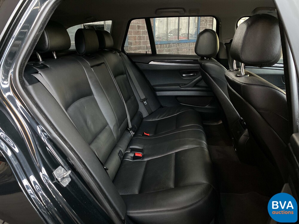 BMW 535d Touring High Executive FACELIFT 299pk 2010 5-Serie, J-061-BD