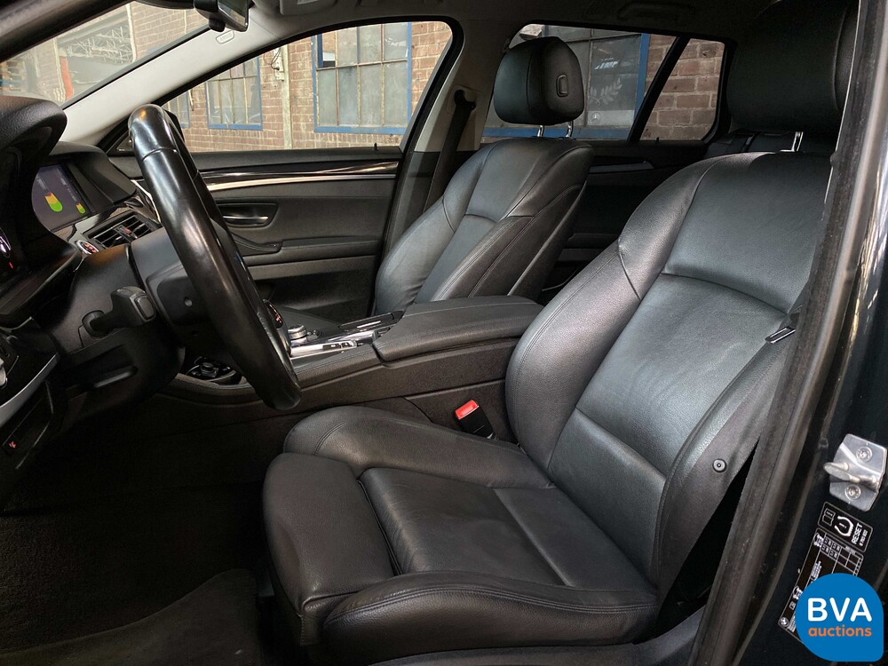 BMW 535d Touring High Executive FACELIFT 299pk 2010 5-Serie, J-061-BD