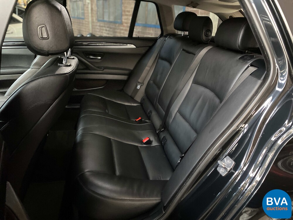 BMW 535d Touring High Executive FACELIFT 299pk 2010 5-Serie, J-061-BD