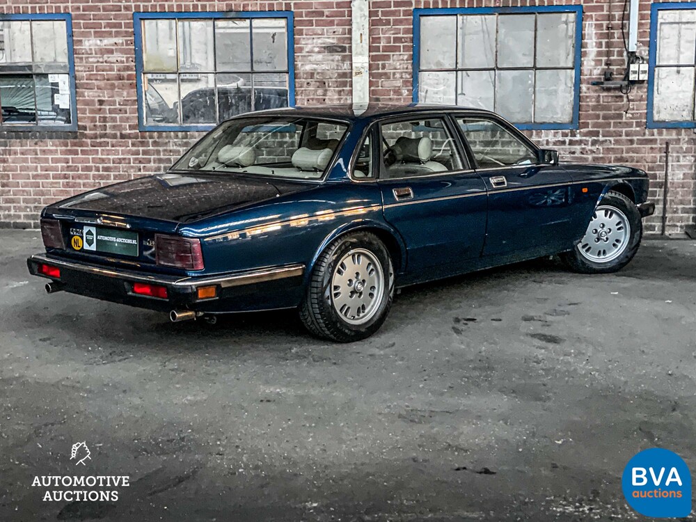 Jaguar XJ3.2 LE 203PS 1994 -Org. NL-, JJ-LX-16.