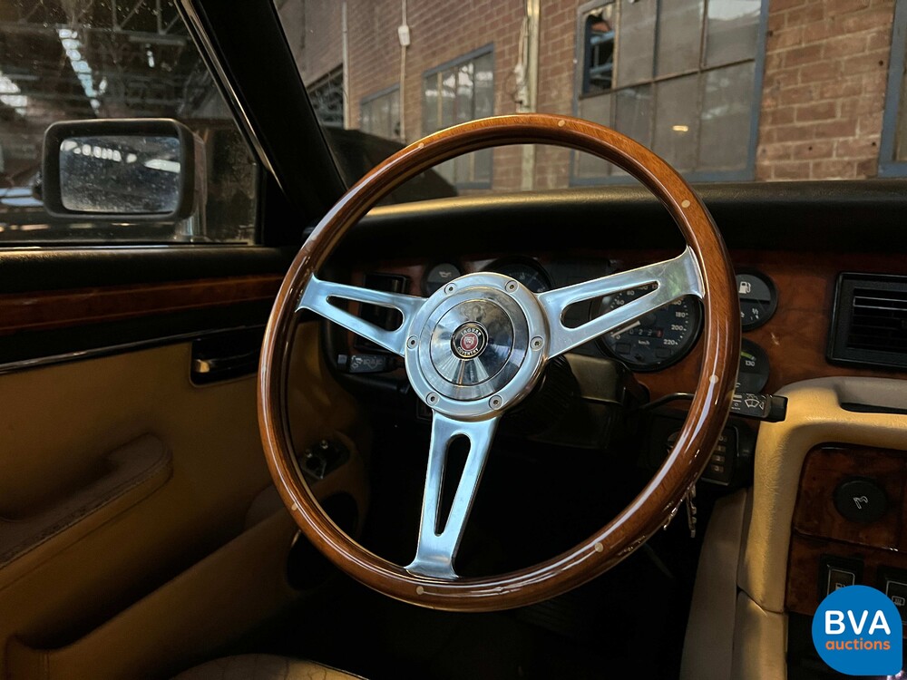 Jaguar XJ Sovereign 4.2 -XJR6 Motor- 400 PS 1983, 64-HKV-1.