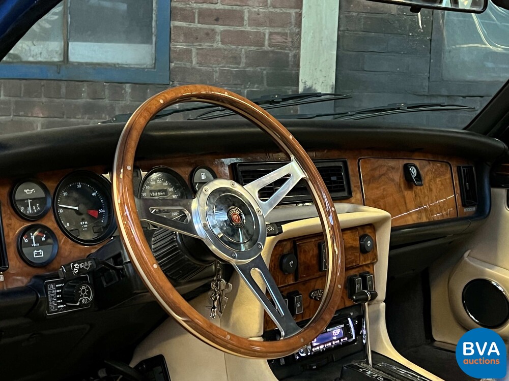 Jaguar XJ Sovereign 4.2 -XJR6 Motor- 400 PS 1983, 64-HKV-1.