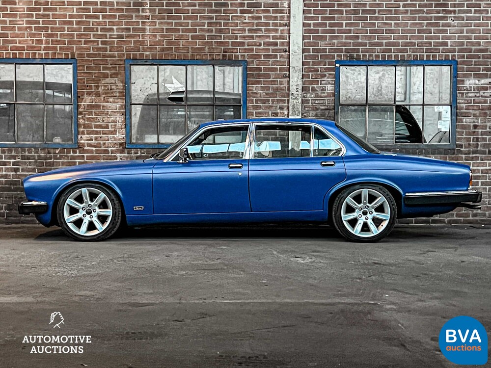 Jaguar XJ Sovereign 4.2 -XJR6 Motor- 400 PS 1983, 64-HKV-1.