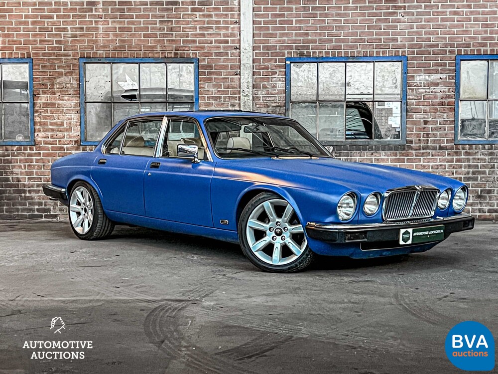 Jaguar XJ Sovereign 4.2 -XJR6 Motor- 400 PS 1983, 64-HKV-1.