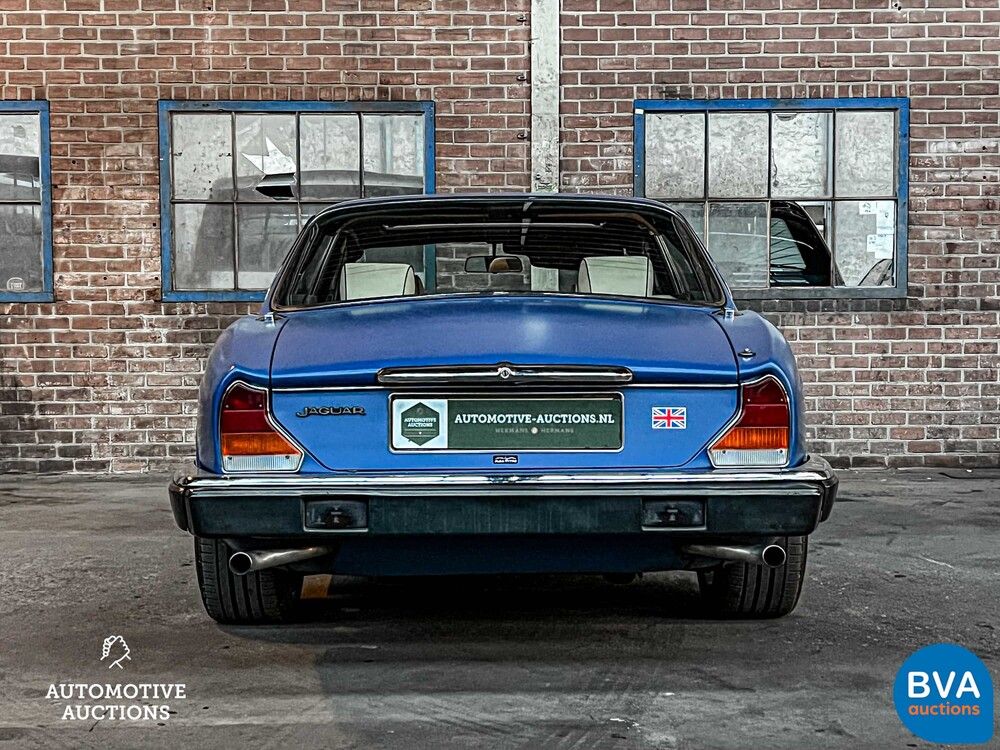 Jaguar XJ Sovereign 4.2 -XJR6 Motor- 400 PS 1983, 64-HKV-1.