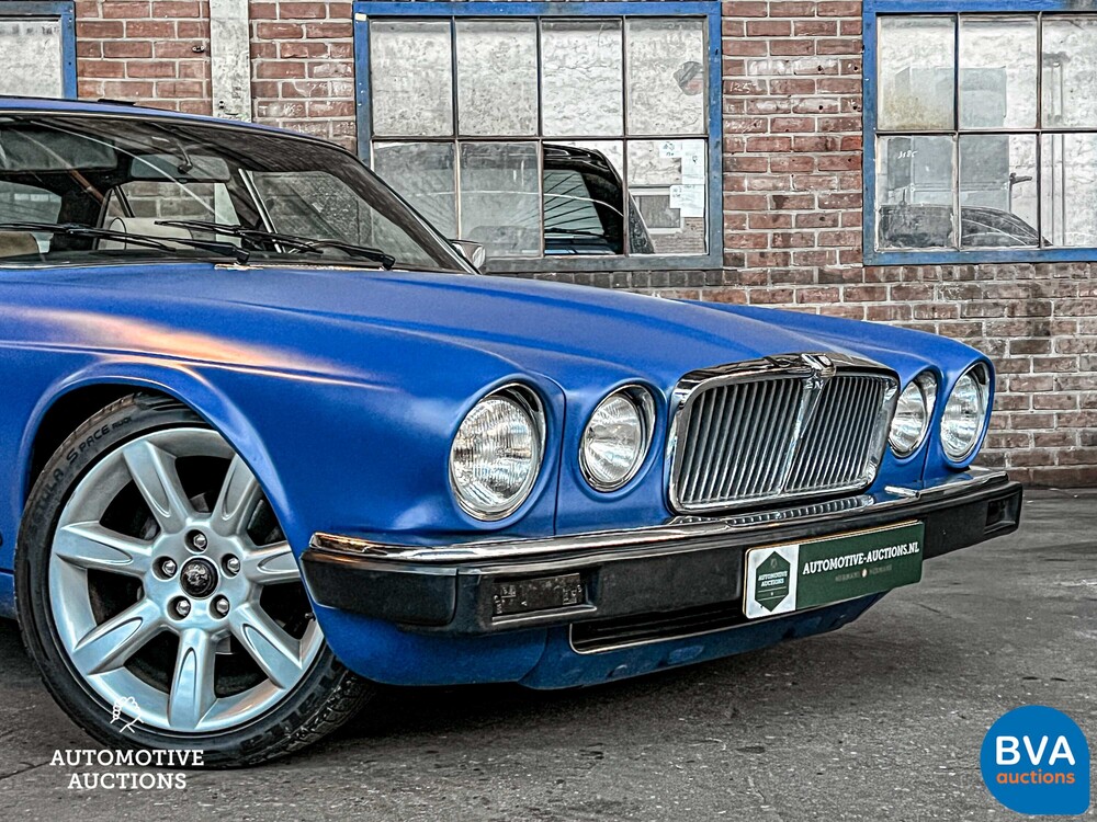 Jaguar XJ Sovereign 4.2 -XJR6 Motor- 400 PS 1983, 64-HKV-1.