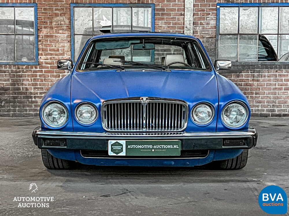 Jaguar XJ Sovereign 4.2 -XJR6 Motor- 400 PS 1983, 64-HKV-1.