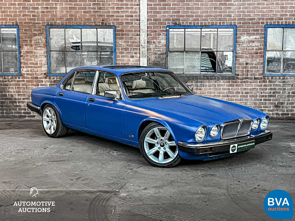 Jaguar XJ Sovereign 4.2 -XJR6 Motor- 400 PS 1983, 64-HKV-1.