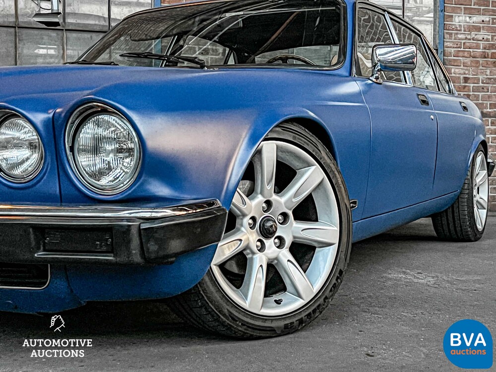 Jaguar XJ Sovereign 4.2 -XJR6 Motor- 400 PS 1983, 64-HKV-1.