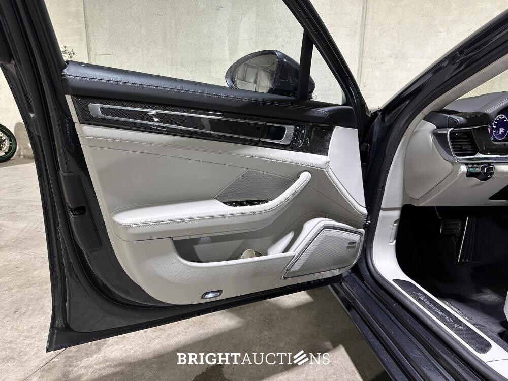 Porsche Panamera 4 E-Hybrid 2.9 V6 470pk 2023 Sport-Chrono