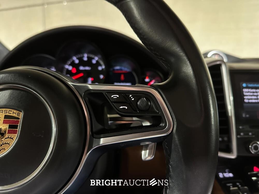 Porsche Cayenne Turbo 4.8 V8 520pk 2017 Sport-Chrono