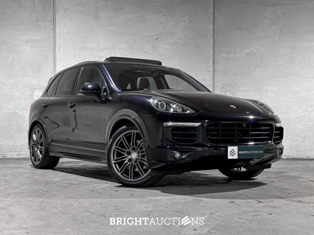 Porsche Cayenne S E-Hybrid 3.0 V6 416pk Sport-Chrono (Origineel-NL), HJ-798-D