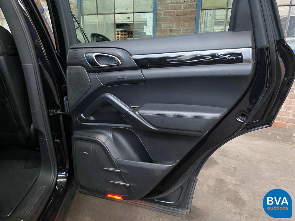 Porsche Cayenne S 4.8 V8 400pk 2010, 39-RDR-4