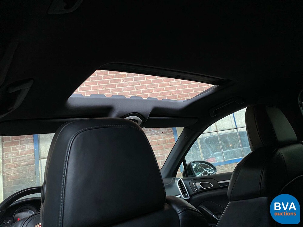 Porsche Cayenne S 4.8 V8 400pk 2010, 39-RDR-4