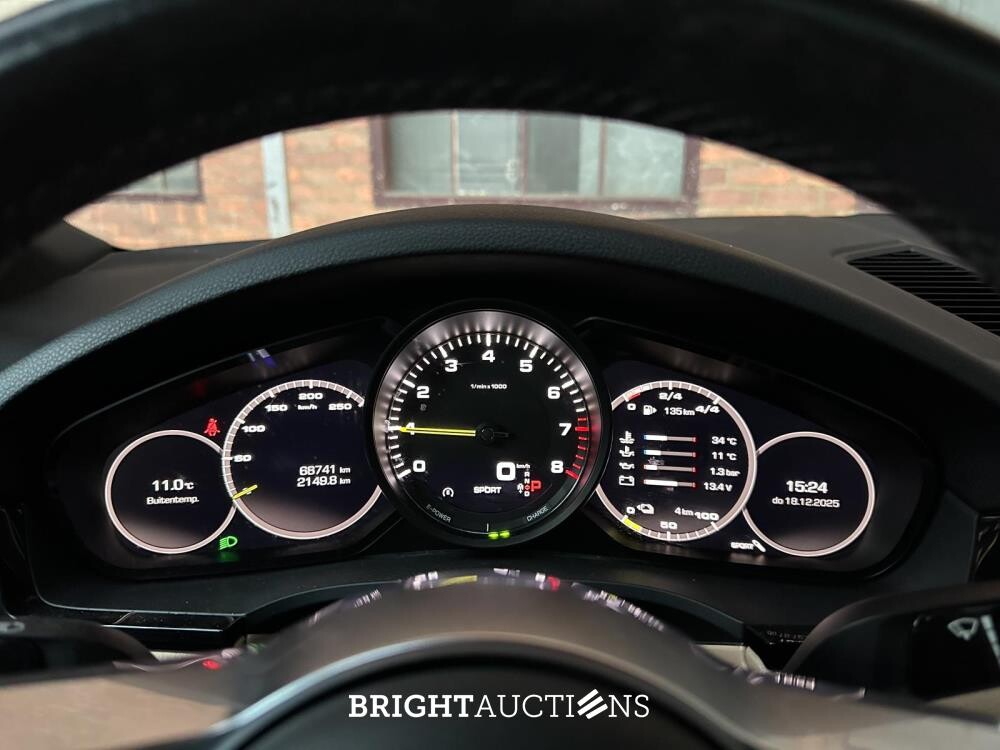 Porsche Cayenne Coupe 3.0 V6 E-Hybrid Sport-Chrono 462pk 2020, GTF-64-G
