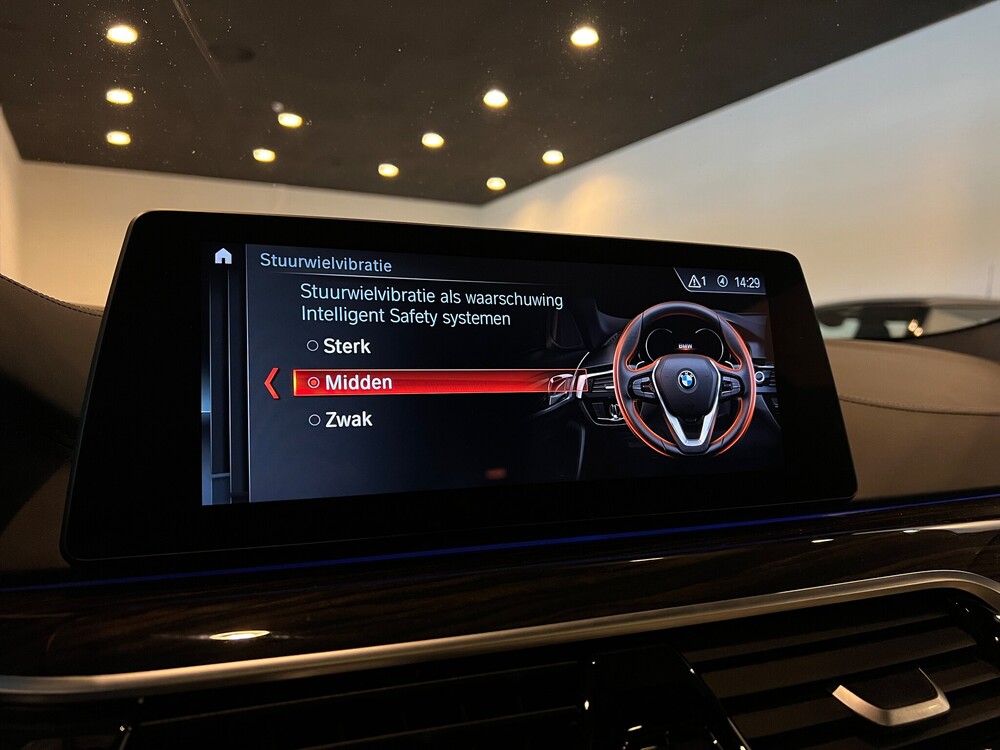 BMW 540i xDrive M-PERFROMANCE M-sport 5-Series 340hp 2018 -Org. NL-, SH-052-H.