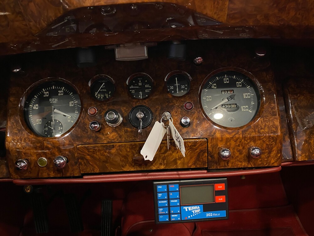 Jaguar Mark V DHC 170 PS 1951, AM-72-75.