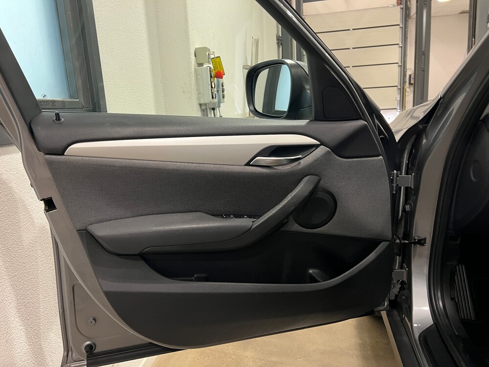 BMW X1 18i sDrive Executive 150 PS 2010, GP-214-R.