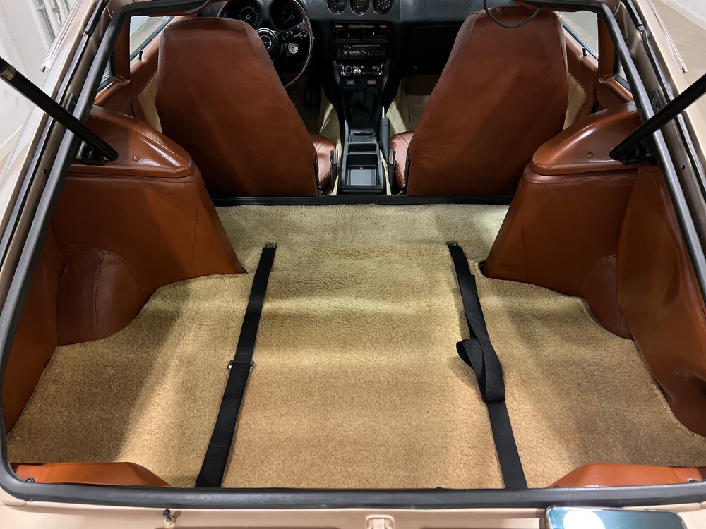 Datsun 280Z Sportcoupé 169 PS 1976, 88-YD-81.