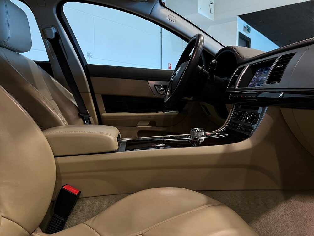 Jaguar XF3.0 V6 340PS 2013 -Org. NL-, 7-KXK-58.