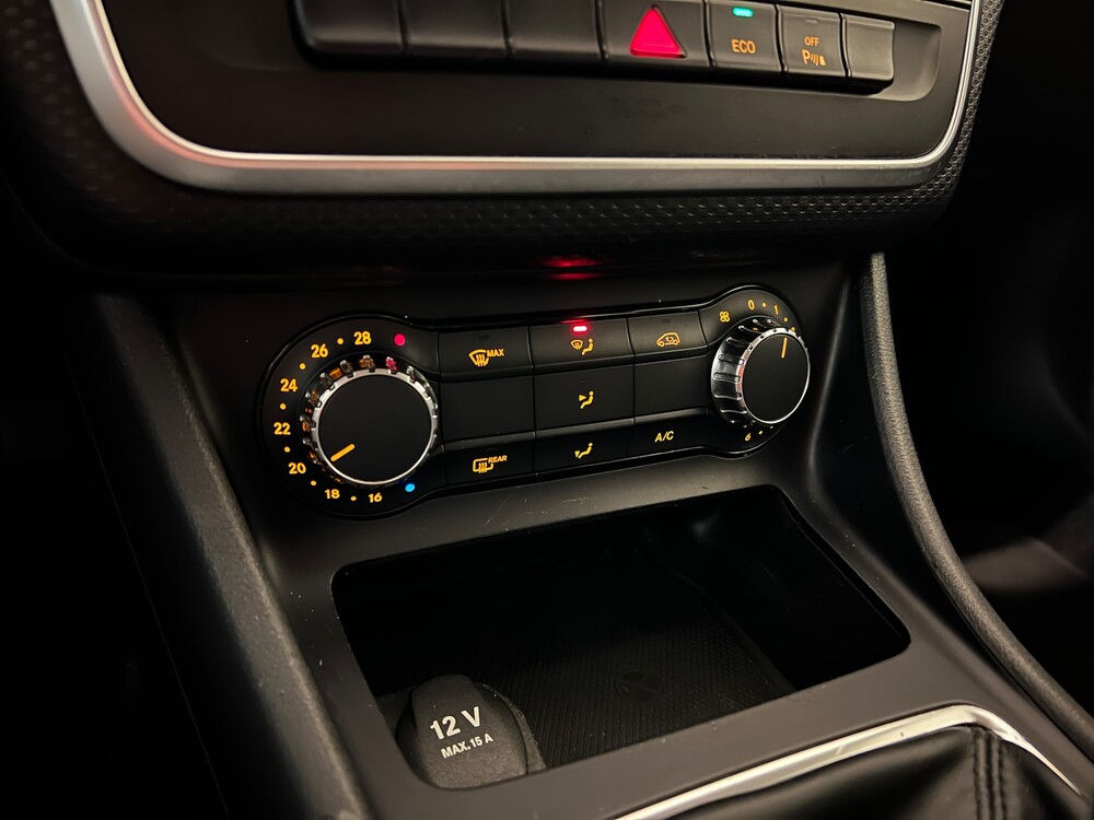 Mercedes-Benz A180 Edition 122PS 2013 -Org. NL-A-Klasse, 4-SGJ-16.