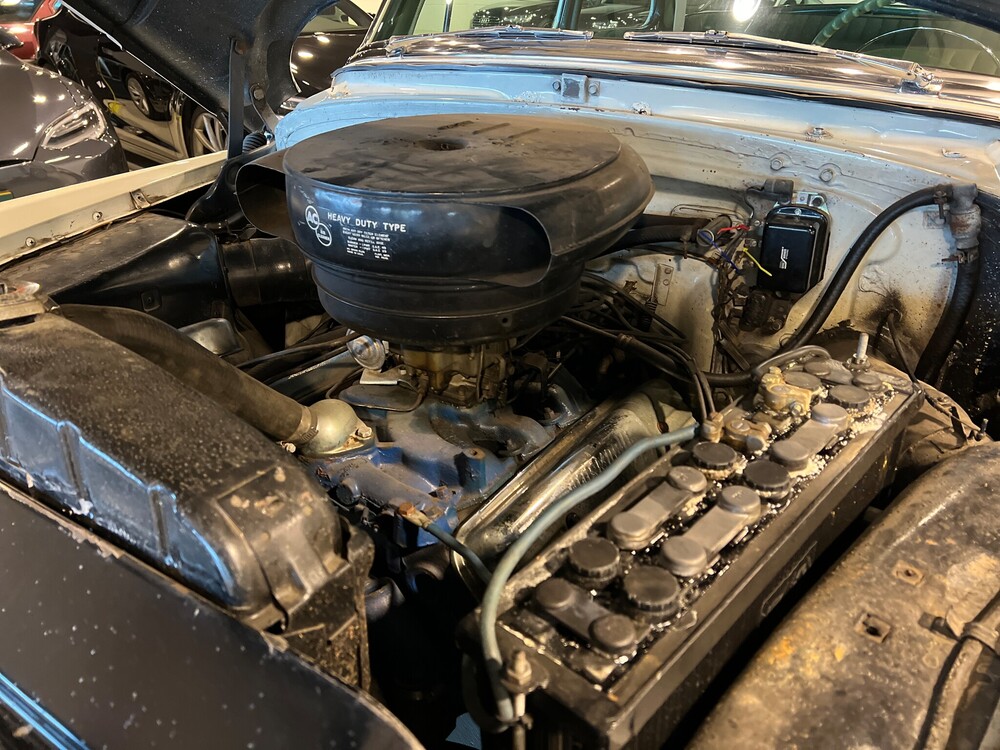 Oldsmobile 88 V8 1953, DM-37-90.