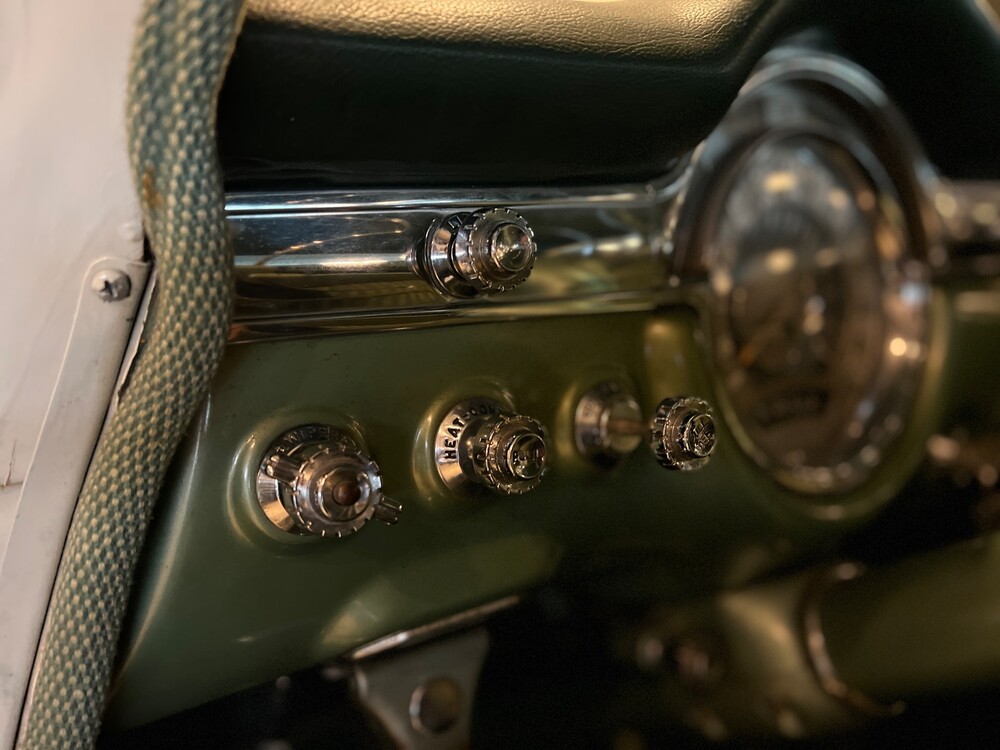 Oldsmobile 88 V8 1953, DM-37-90.