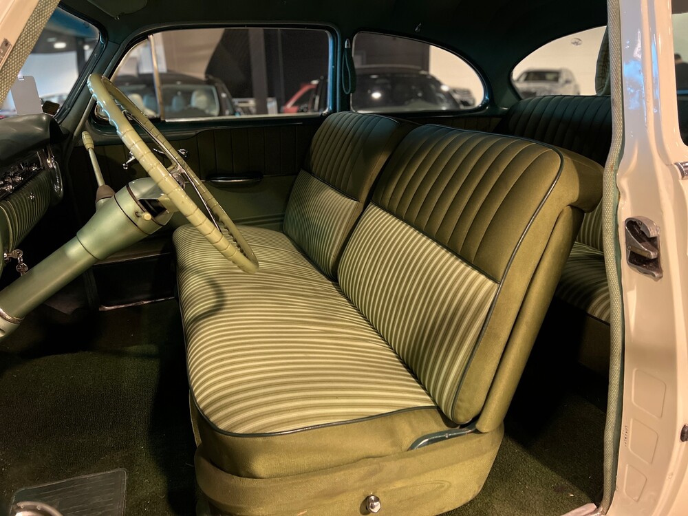 Oldsmobile 88 V8 1953, DM-37-90.