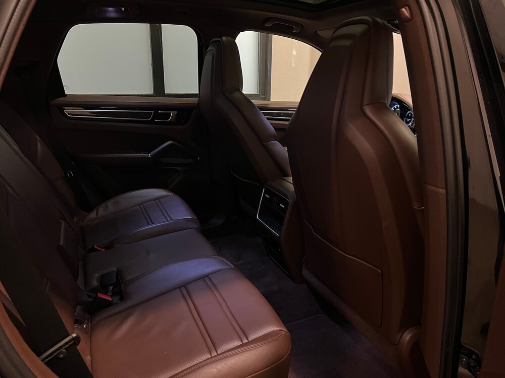 Porsche Cayenne E-Hybrid 3.0 V6 -NW MODELL- 462PS 2018 SportChrono -Org. NL-, TL-795-R.