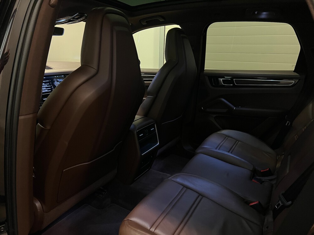 Porsche Cayenne E-Hybrid 3.0 V6 -NW MODELL- 462PS 2018 SportChrono -Org. NL-, TL-795-R.