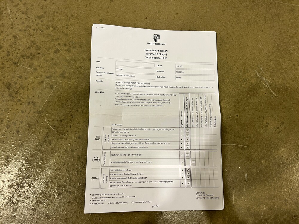 Porsche Cayenne E-Hybrid 3.0 V6 -NW MODELL- 462PS 2018 SportChrono -Org. NL-, TL-795-R.