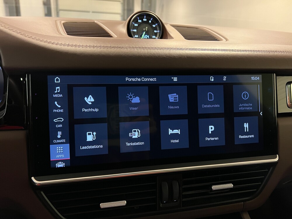 Porsche Cayenne E-Hybrid 3.0 V6 -NW MODELL- 462PS 2018 SportChrono -Org. NL-, TL-795-R.